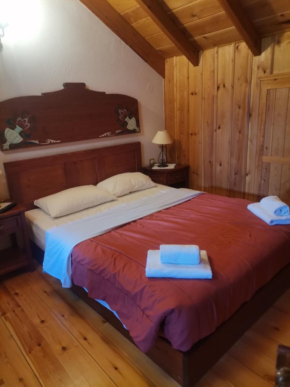 Konstantinou & Elenis Hotell Monodendri Eksteriør bilde